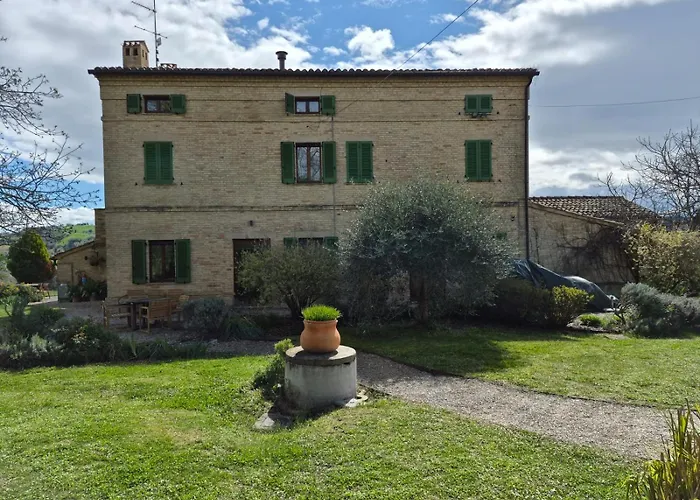 Casal Dei Fichi 아파트 *